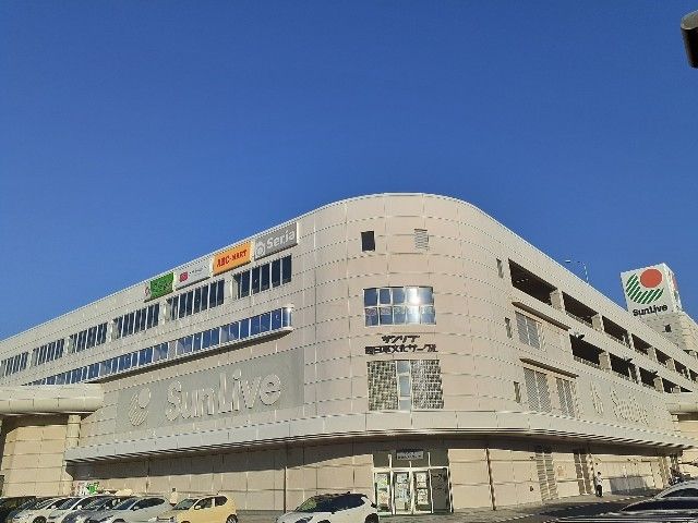 ショッピングセンター　サンリブ古賀（ショッピングセンター）まで6000m