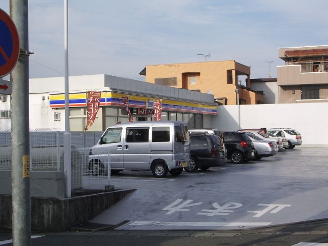 コンビニ　ミニストップ（コンビニ）まで730m