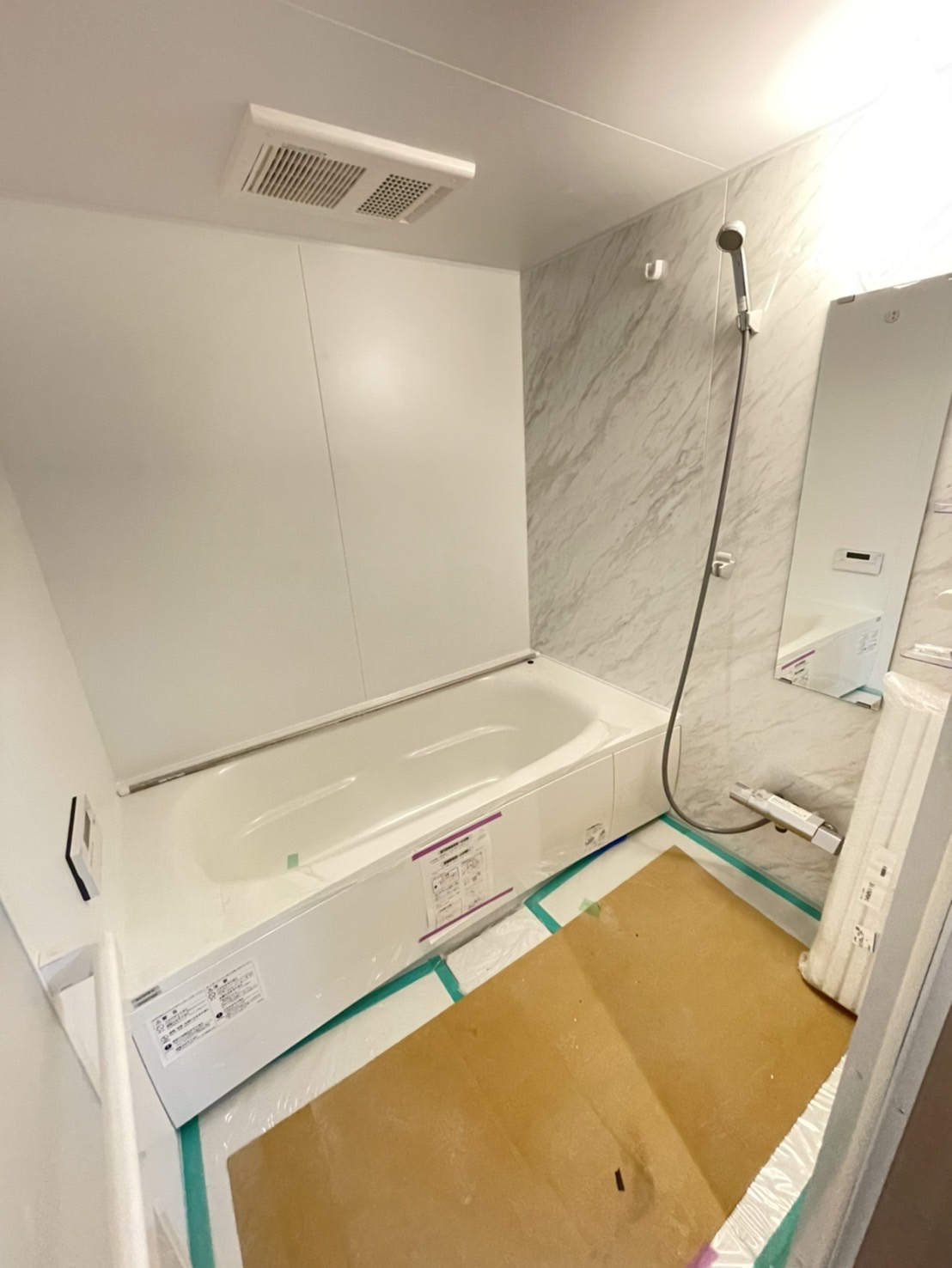 バス・シャワールーム