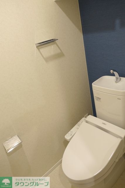 トイレ　※写真は同タイプ住戸です。