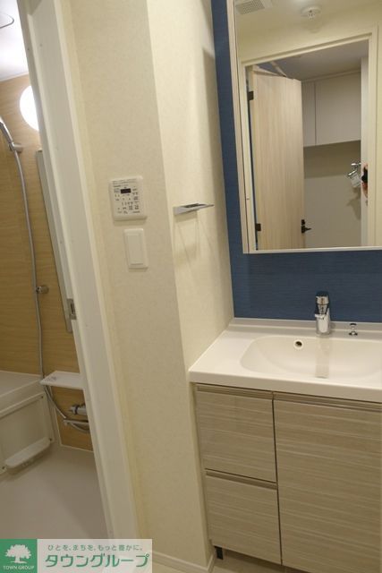 洗面設備　※写真は同タイプ住戸です。