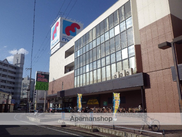 スーパー　万代　尾崎店（スーパー）まで366m