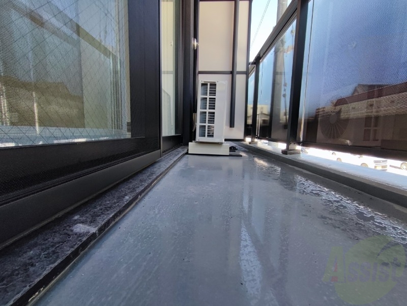 バルコニー　バルコニーです。天気の良い日には外干しができます！