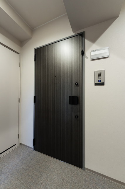 玄関　※写真は同タイプ住戸です。