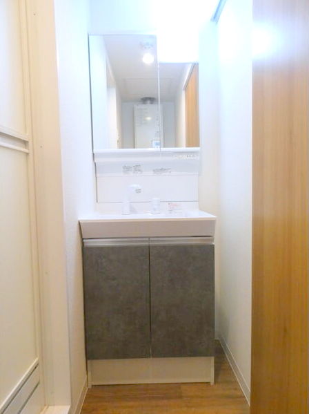 洗面設備　シャンプードレッサーです☆