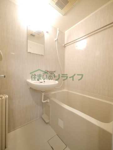 洗面設備　同タイプ別部屋参考写真となります。
