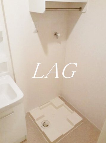 その他設備　室内洗濯置き場です。