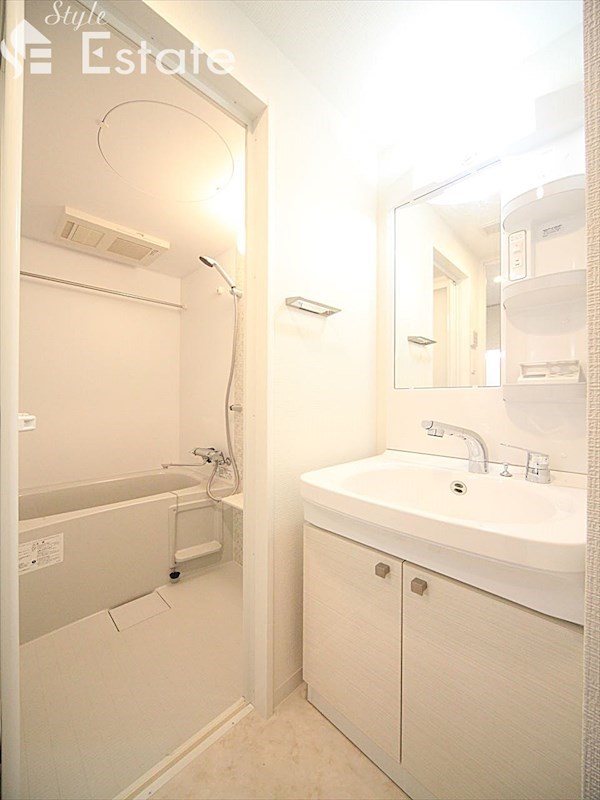 洗面設備　独立洗面台