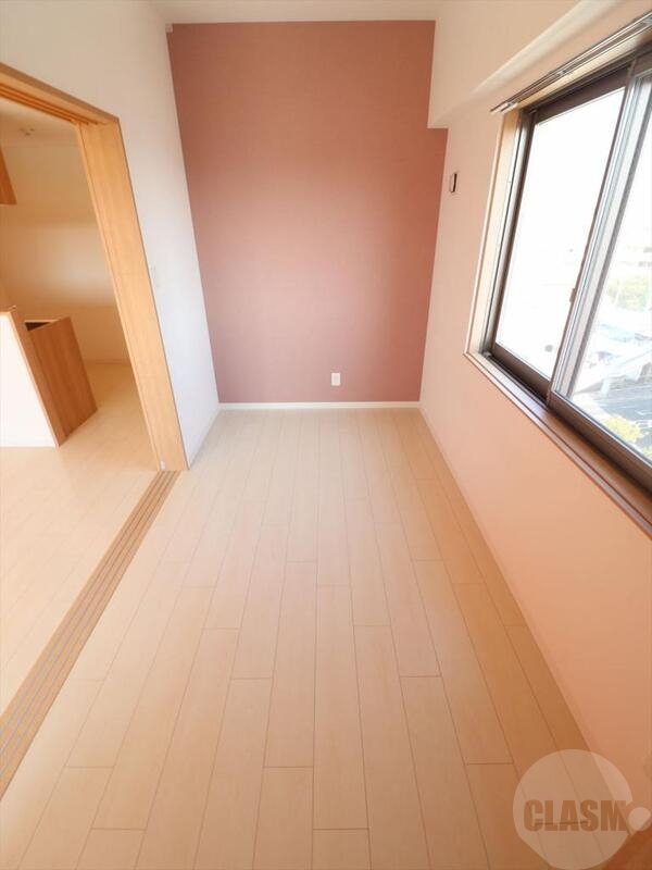 その他部屋・スペース　４．１帖の洋室です