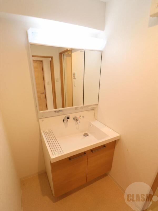 洗面設備　シャンプードレッサー