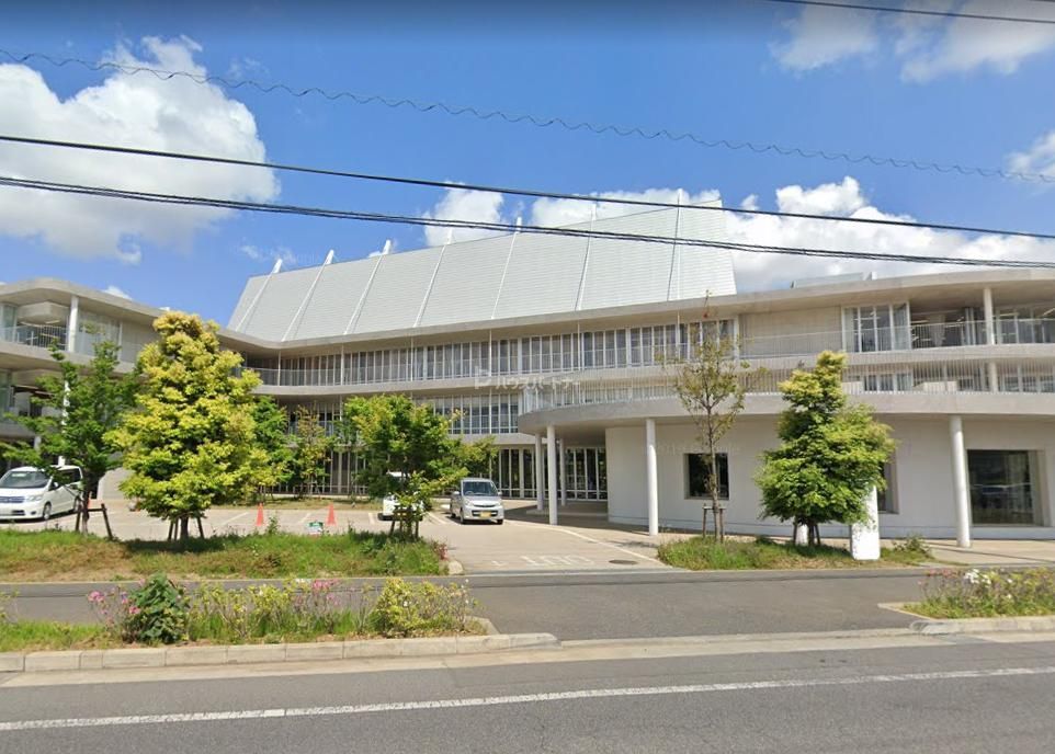 小学校　流山市立おおたかの森小学校（小学校）まで580m