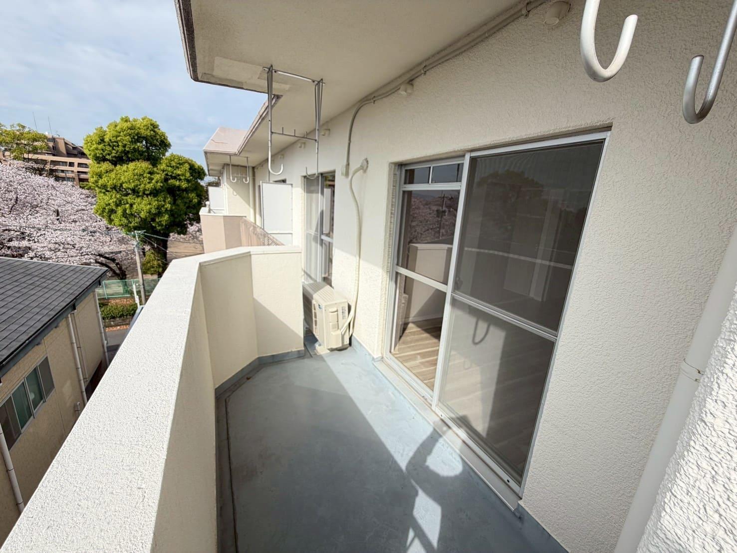 バルコニー　バルコニー