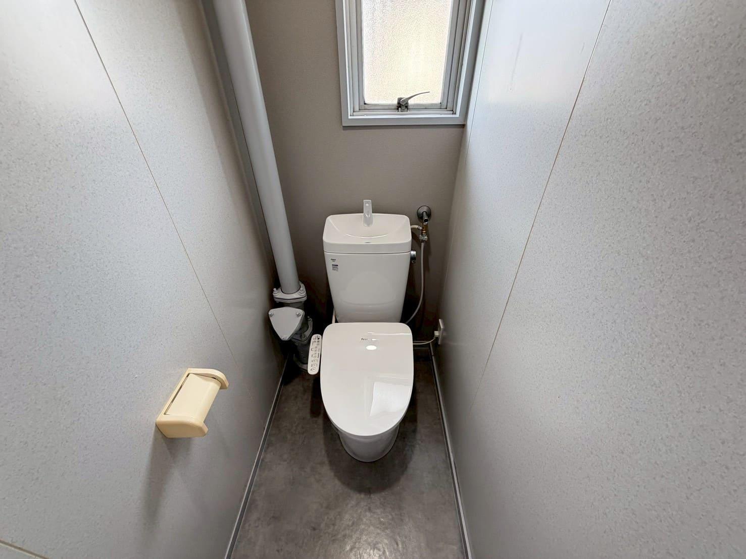 トイレ　ウォシュレット付きトイレ