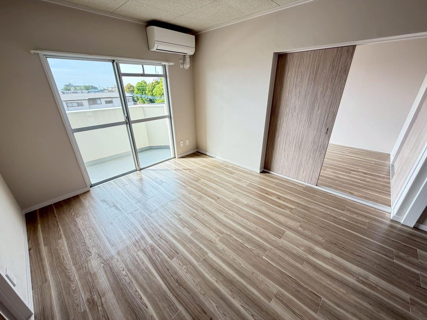 居室・リビング　リビング