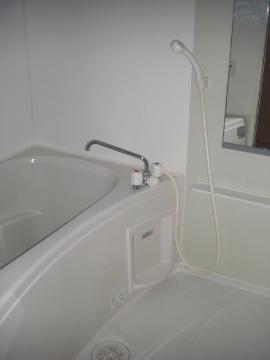 バス・シャワールーム　バス