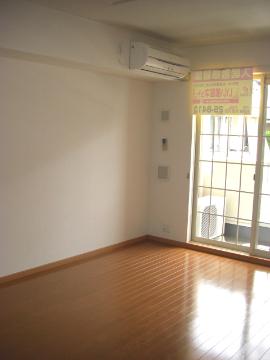 居室・リビング　リビング