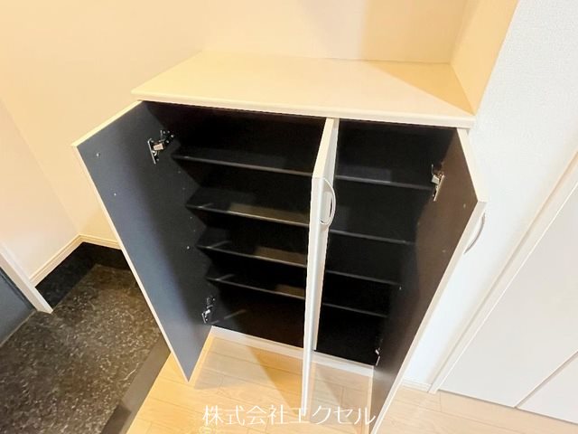 玄関　シューズボックス完備の綺麗な玄関♪