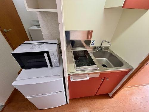 キッチン　設備・仕様は号室により異なる為、現状を優先いたします。