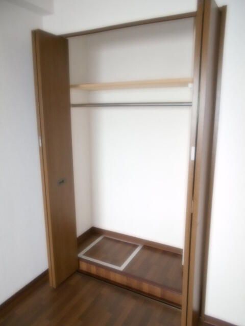 収納　別のお部屋の写真です