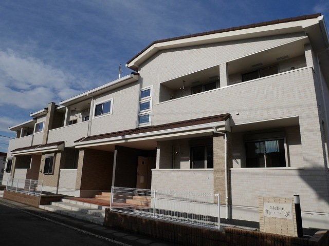 建物外観　落ち着いた雰囲気の外観です