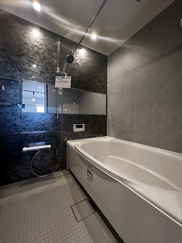 バス・シャワールーム　バス※別部屋参考写真