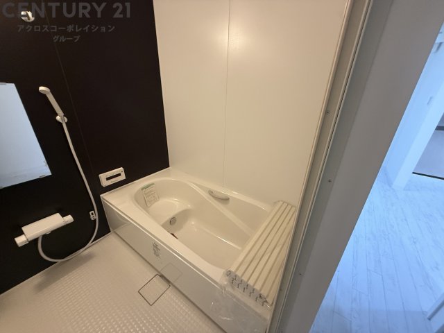 バス・シャワールーム　給湯リモコン付き