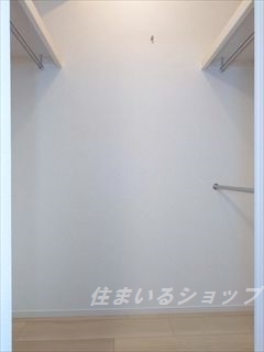 収納　ウォークインクローゼット