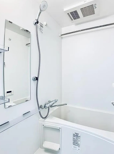 バス・シャワールーム　※別部屋の参考写真です。