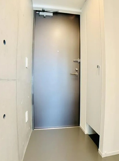 玄関　※別部屋の参考写真です。