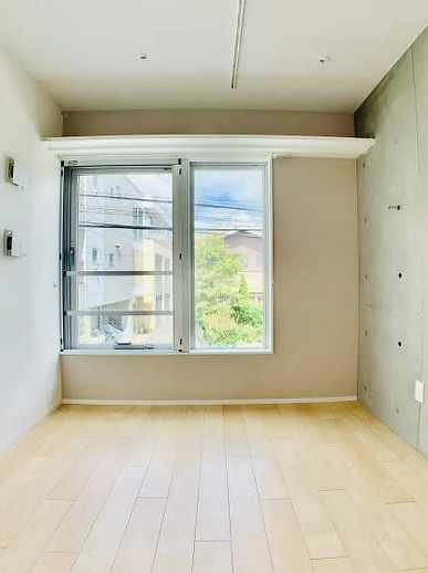 居室・リビング　※別部屋の参考写真です。