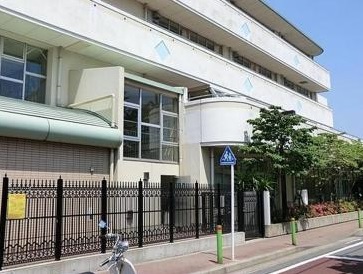 小学校　大田区立大森第一小学校（小学校）まで417m