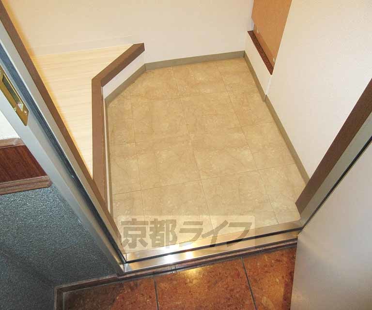 玄関　広い玄関です。