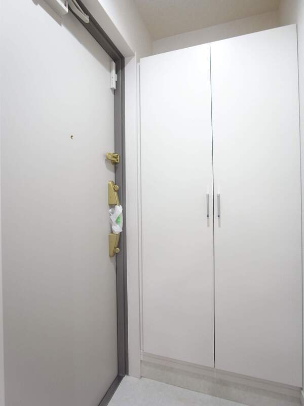 玄関　明るい玄関です