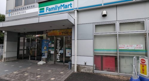 コンビニ　コンビニ（コンビニ）まで422m