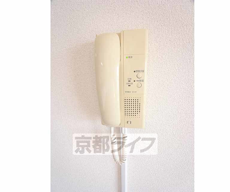 セキュリティ　インターホンが付いており安心ですね。