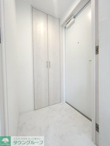 玄関　お部屋探しは株式会社　タウンハウジング　までお気軽にお問合…