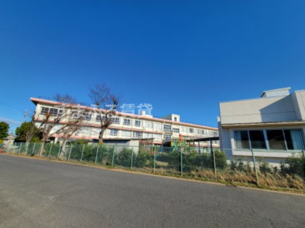 小学校　碧南市立日進小学校（小学校）まで2610m