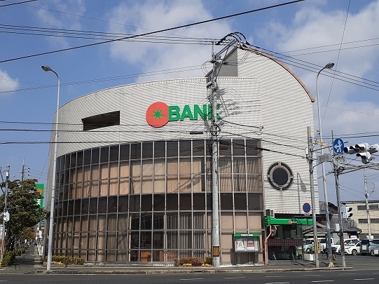 銀行　トマト銀行　西市支店（銀行）まで950m