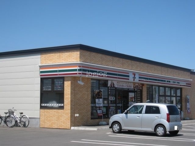 コンビニ　セブンイレブン北見末広町店（コンビニ）まで119m