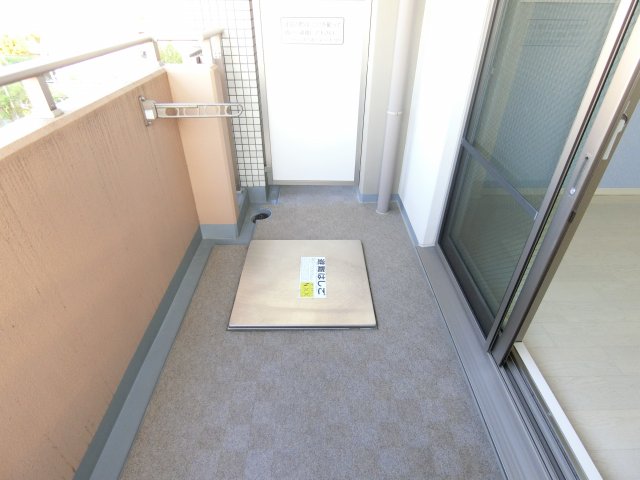 バルコニー　詳細は、RISUMO江坂本店→06-6155-7137まで♪