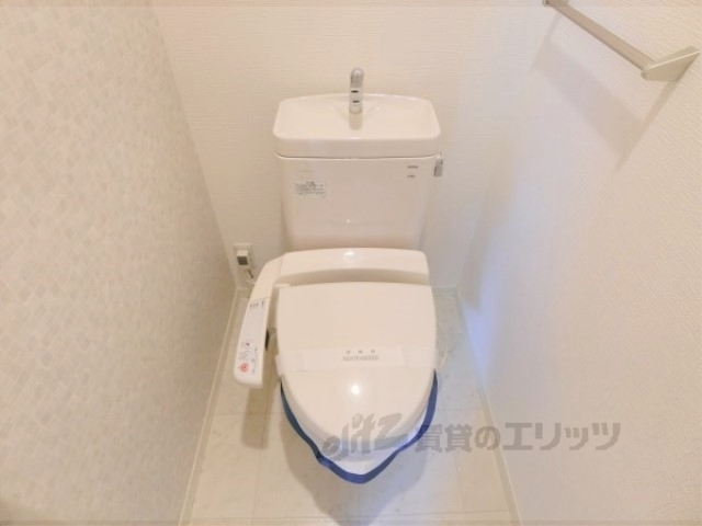 トイレ　洗浄機能付き