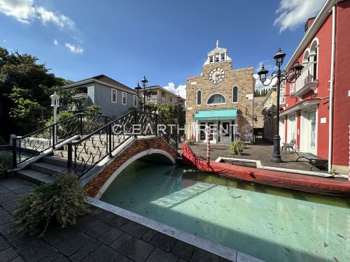 ショッピングセンター　LA・VITA(ラ・ヴィータ)（ショッピングセンター）まで422m