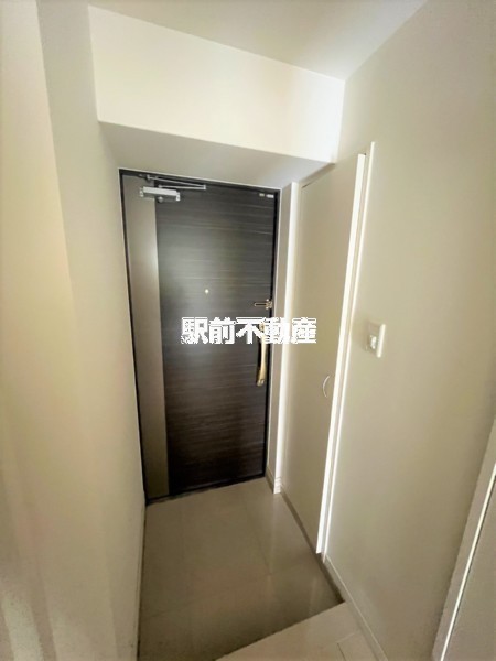 玄関　※同マンション別部屋