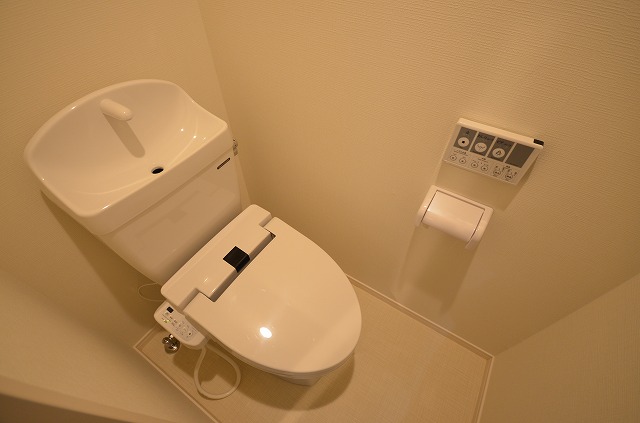 トイレ　別号室の写真