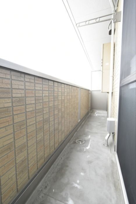 バルコニー　※同じ間取りの別部屋の写真となります