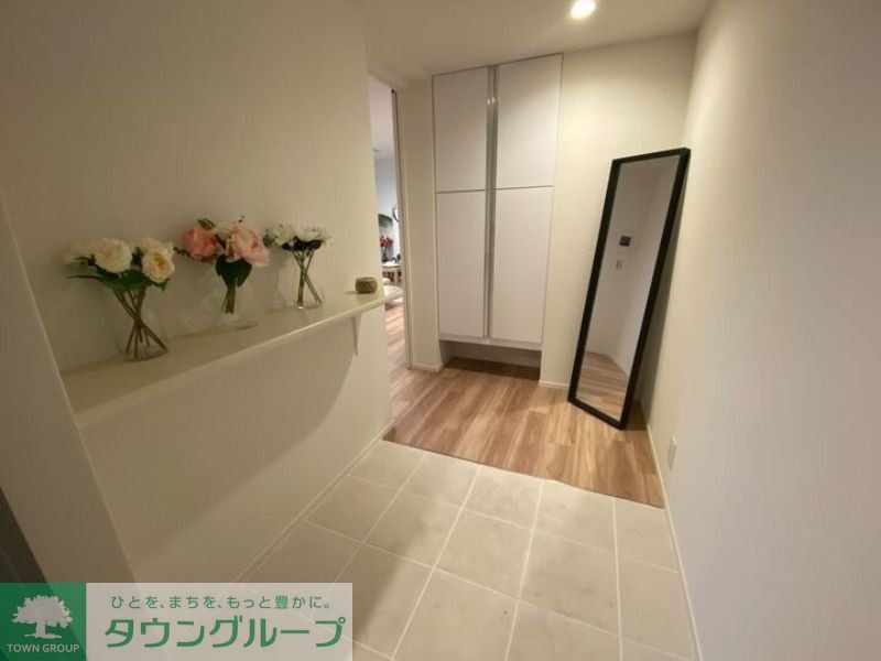 玄関　お部屋探しは株式会社　タウンハウジング　までお気軽にお問合…