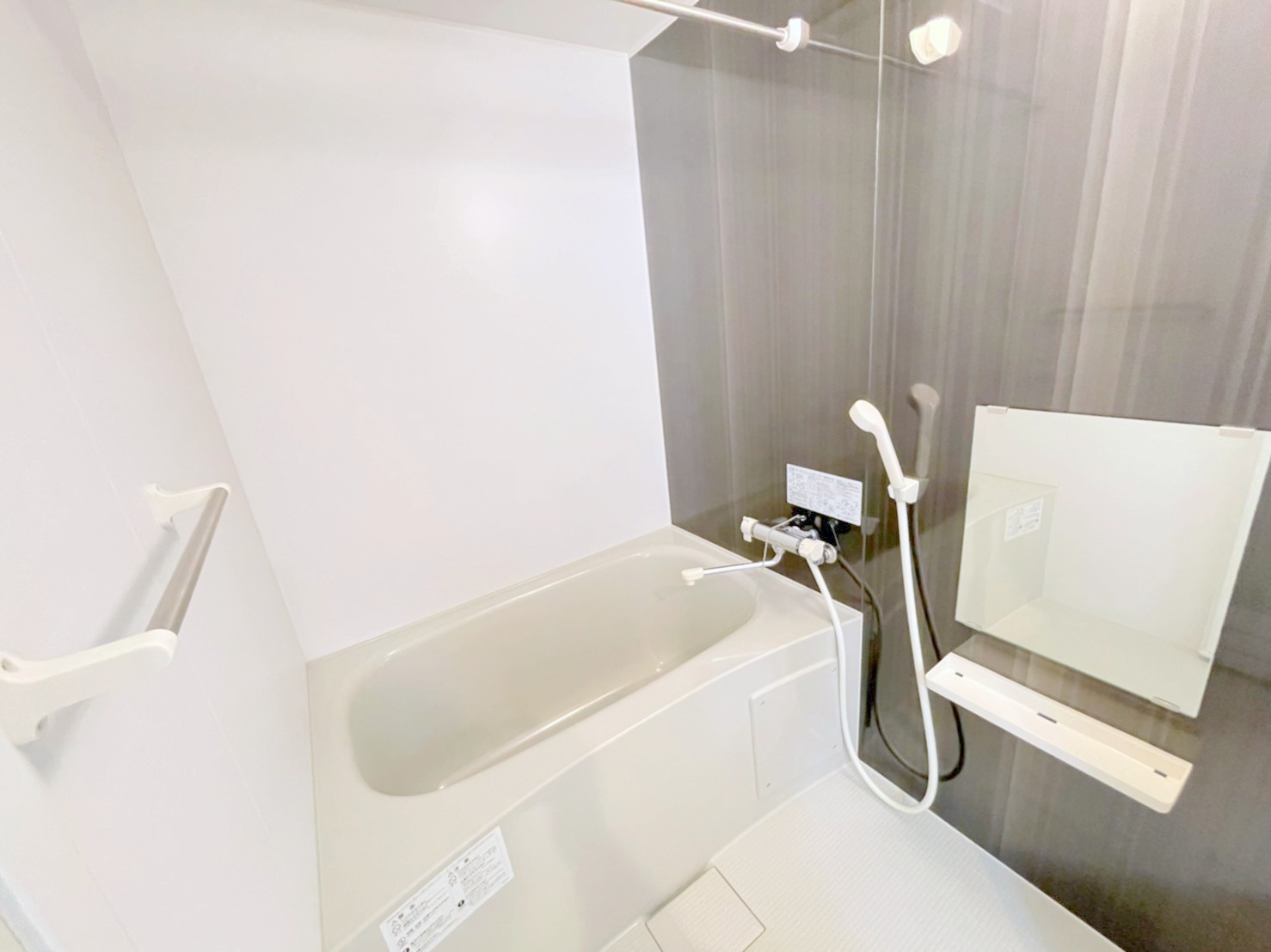 バス・シャワールーム　お風呂です☆浴室乾燥機つき☆