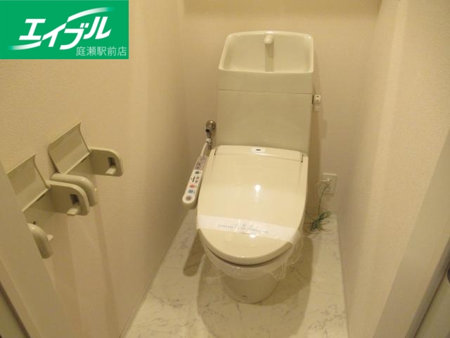 トイレ　シャワー付トイレ