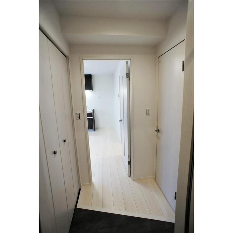 玄関　弊社は都内全域の物件をご紹介可能です！