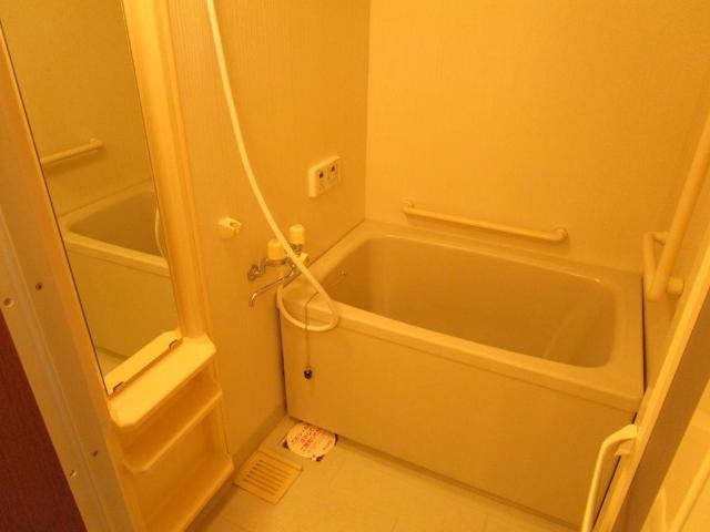 バス・シャワールーム　別部屋写真、参考になります